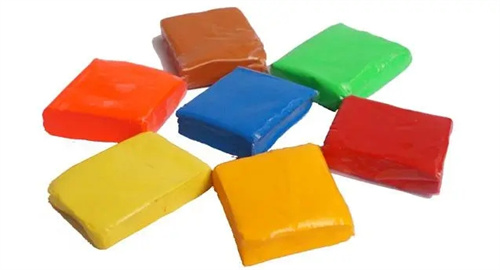 硅膠產(chǎn)品調(diào)色小竅門(mén)，不同色系搭配比例如何調(diào)整！